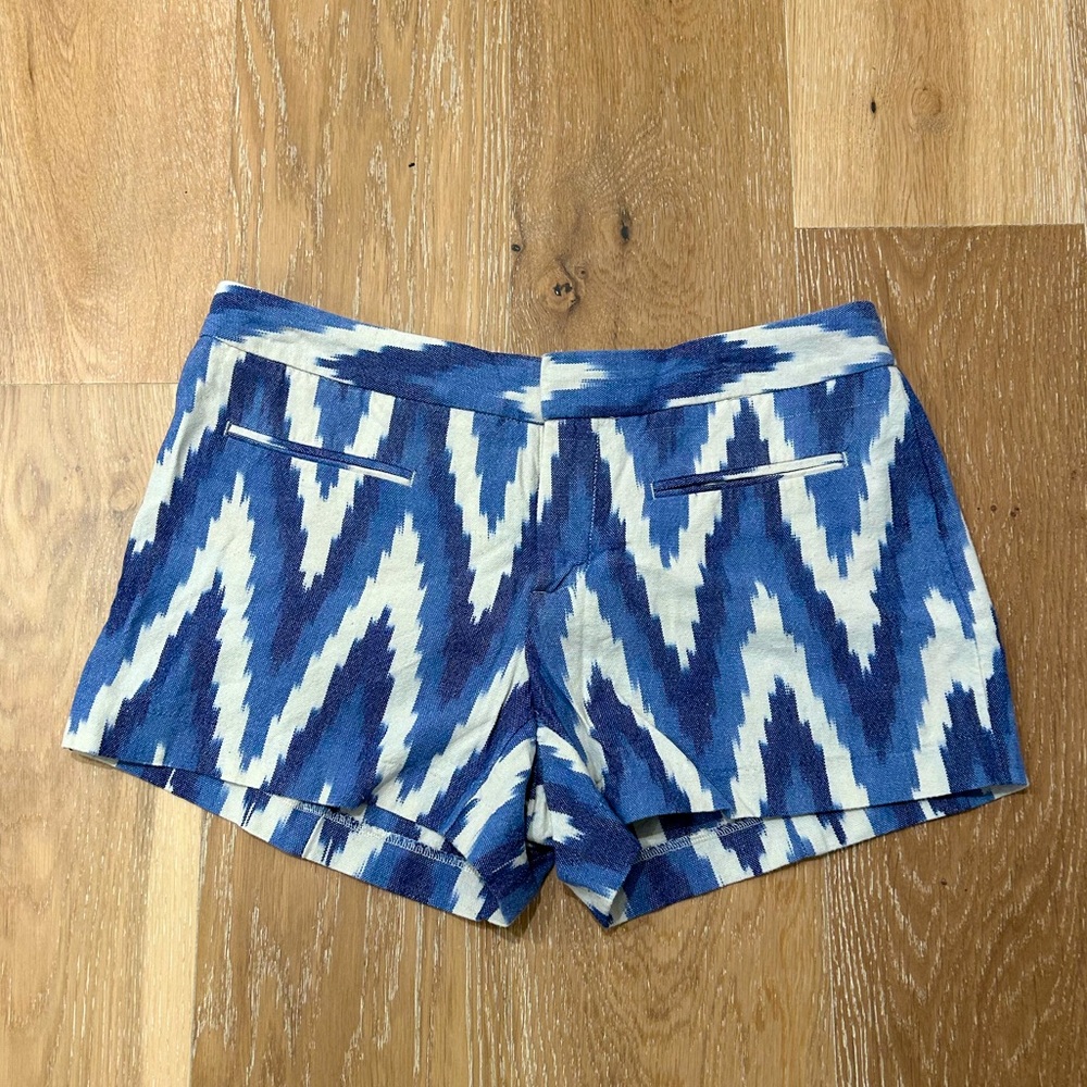 Women’s Gap Shorts in Blue and Cream Size 2